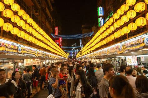 台灣夜市文化大解密：3大必逛夜市，10種必吃小吃