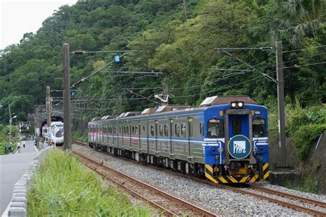 坐 火車 去 台東