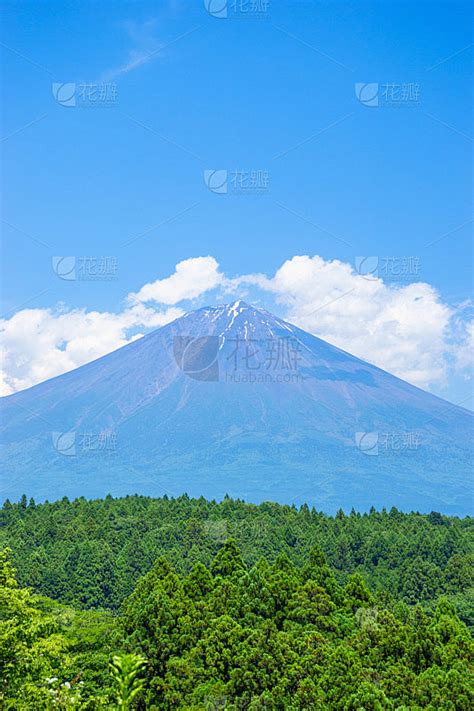 夏天的富士山