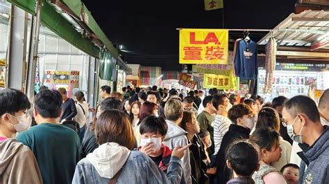 夜市經濟熱潮再起，10萬人湧入，千億商機等你來挖！