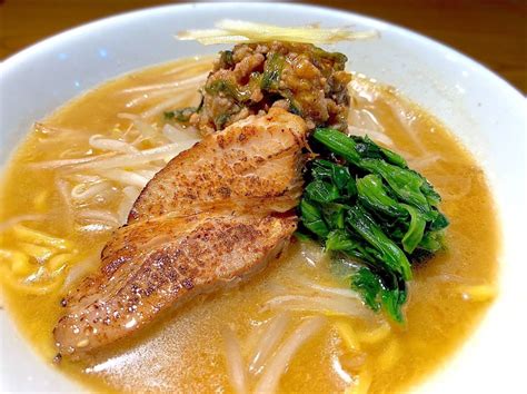 大宮で極上の麺を堪能！『六陣』で味わう絶品ラーメン