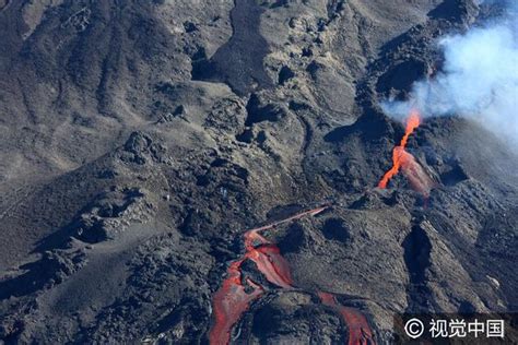 富含礦物質的火山岩漿水