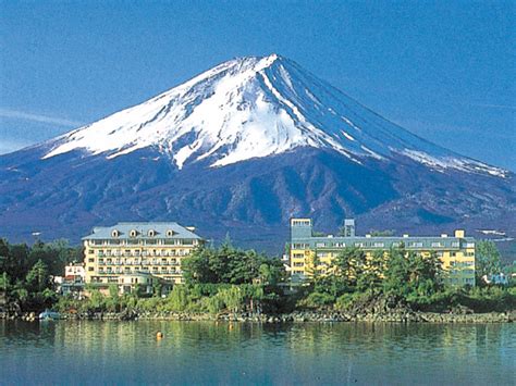 富士湖酒店：絕美湖景，打造難忘回憶