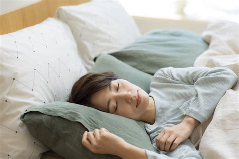 寒いベッドでぐっすり眠るための対策：冬を快適に乗り越えるために