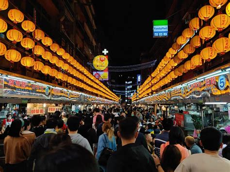 廟口夜市的由來與特色