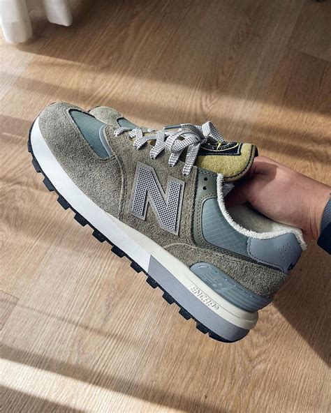 探索蓝色：New Balance 的标志性色调