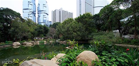 探索香港公園大道，體驗無盡奢華與娛樂