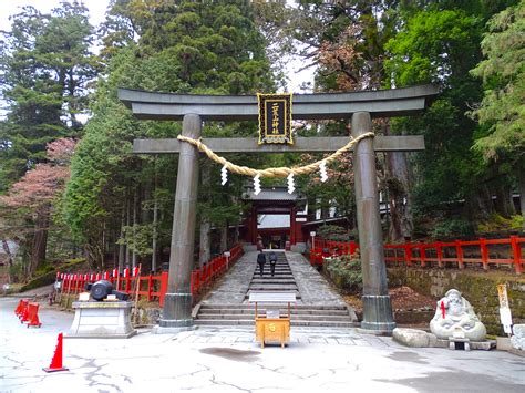 日光二荒山神社：