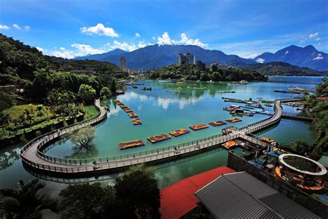 日月潭島：台灣的湖中島奇觀