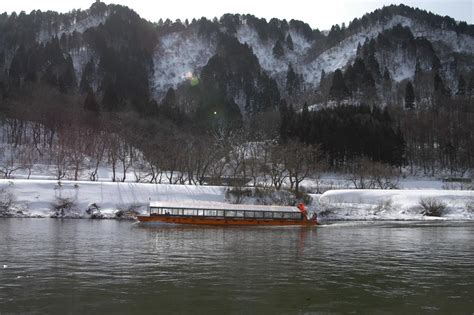 最上川雪見舟