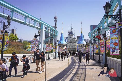 樂天世界必玩指南：探索韓國最大主題公園的精彩遊樂設施和體驗