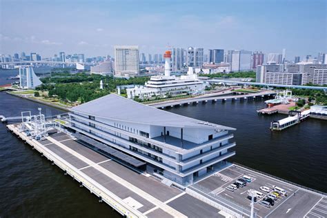 横浜マリンスクエア：海の玄関口での都市開発