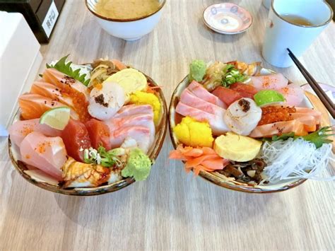 海鮮丼：味自慢