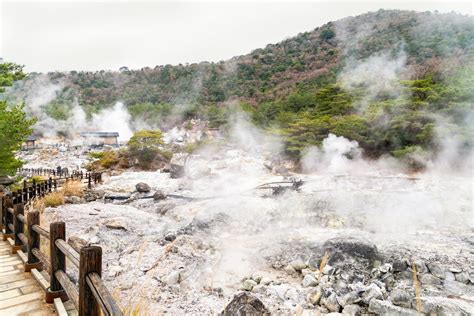 火山、温泉、黑沙滩，交织成指宿的别样魅力