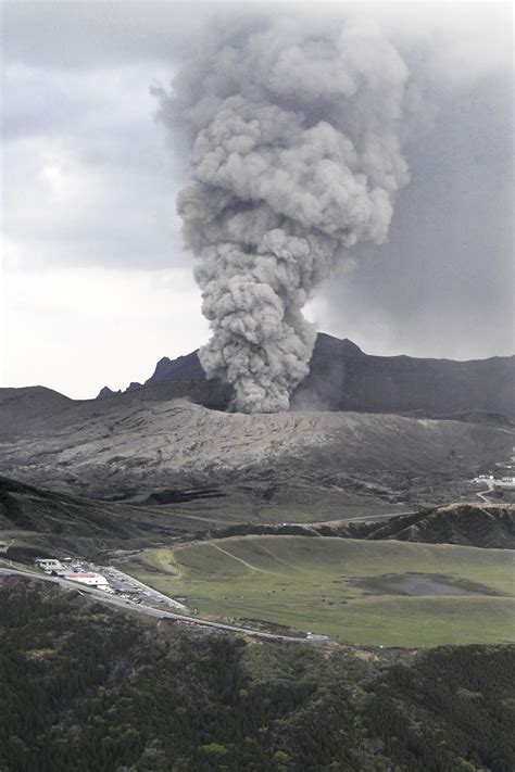 火山灰：