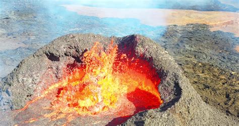 火山 口