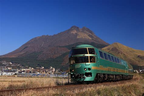 由布院 之 森 列車