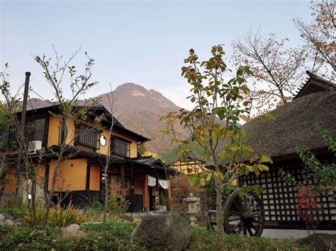 由布院 楓の小舎で過ごす癒しの旅