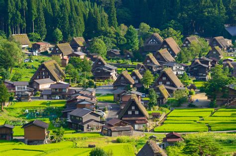 白川鄉合掌村：日本傳統建築的活態博物館