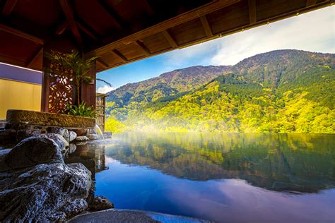 絶景露天風呂で箱根の絶景を満喫