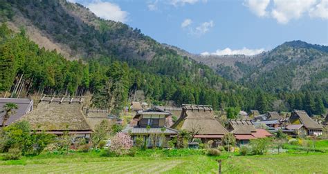 美山 きぐすりの里で癒しの旅へ