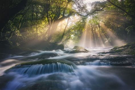 自然の驚異が織り成す、九州の絶景