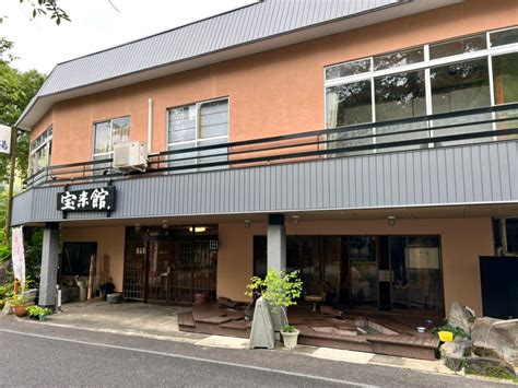 菊池 宝来 館：日本の温かいおもてなしを体験できる、伝統的な温泉旅館