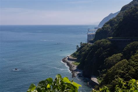 親不知観光ガイド：自然の芸術と絶景の海岸線探訪