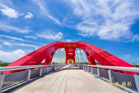 觀光大橋點亮城市風貌