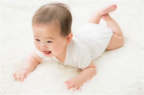 赤ちゃんは何ヶ月で腰が座る？くわしい解説