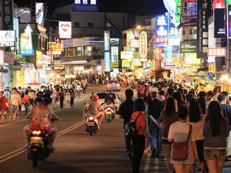 關於墾丁大街夜市