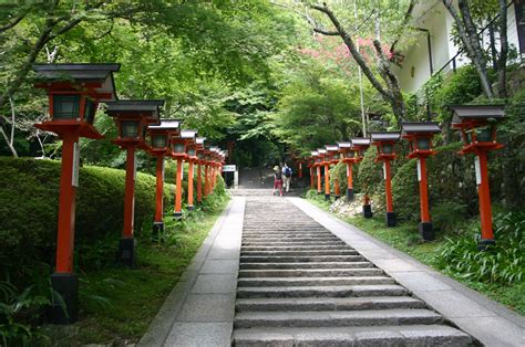 鞍馬 寺 貴船 神社