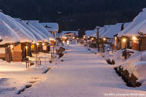 體驗冰雪奇緣，入住藏王樹冰飯店