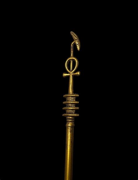 👑 The Scepter: An Emblem of Sovereignty