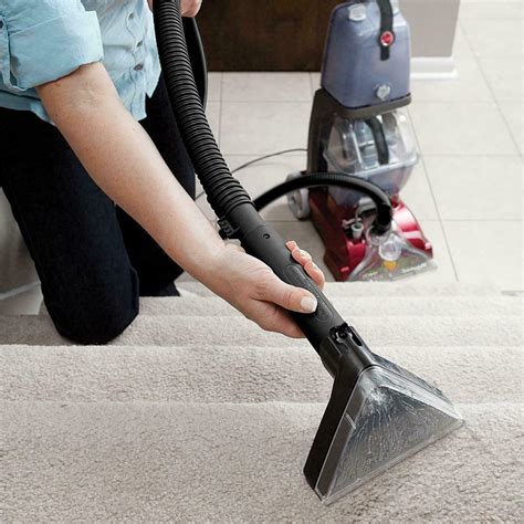  **Transform Your Carpets: Unveiling the Hoover Carpet Shampooer** 