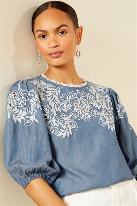  Embroidered Tops: A Timeless Fashion Statement