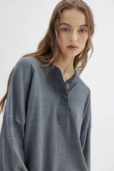  Oversized Henley Shirts: The Ultimate Guide to Comfort and Style 