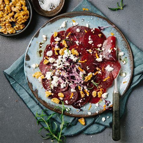  Rote Bete Carpaccio mit Feta: A Symphony of Flavors