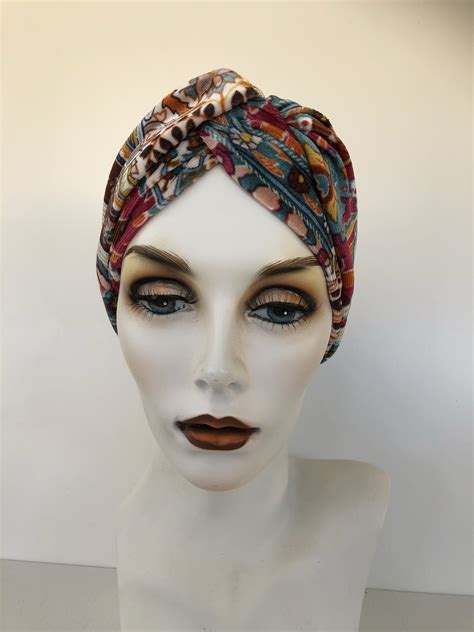  Scarves and Turbans: A Tapestry of Style and Culture 