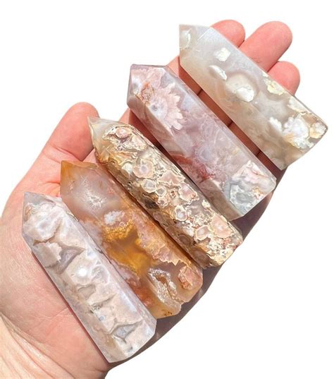  Unleash the Enchanting Benefits of Flower Agate: A Guide to Healing and Transformation 