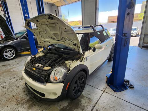 09 mini cooper mitchell repair PDF