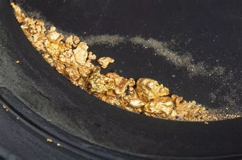 1 Gram of Gold: Unveiling the Precious Metal's Unparalleled Value in 2025