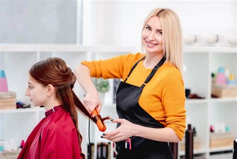 1. Basic Hairdressing Course: