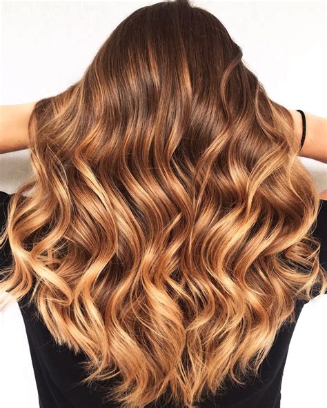 1. Caramel Blonde with Golden Blonde Highlights