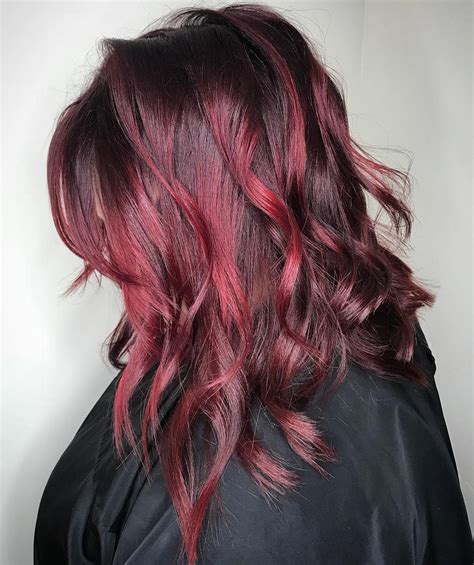 1. Classic Burgundy with Black Highlights: