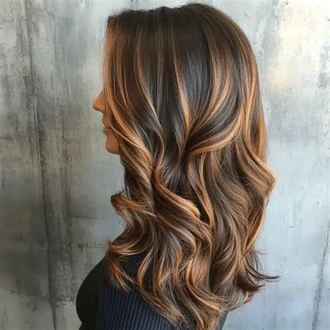 1. Classic Caramel Highlights: