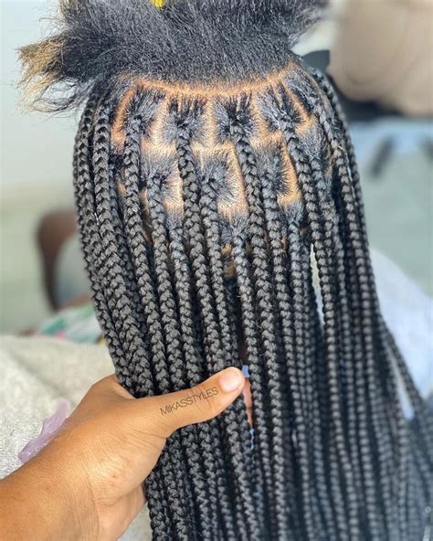 1. Classic Knotless Braids