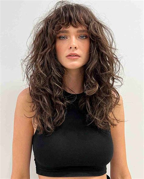 1. Effortless Waves and Bangs: