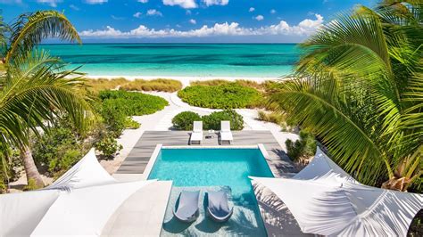 1. Grace Bay Club: 5-Star Opulence on the Shores of Providenciales