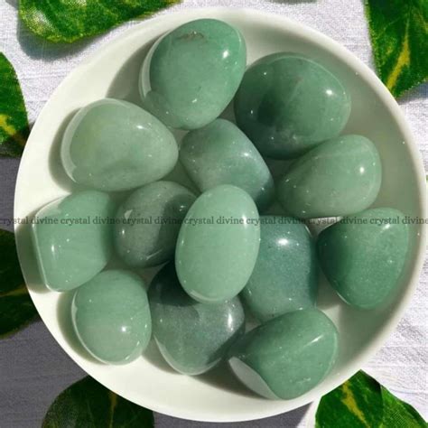 1. Green Aventurine: Stone of Prosperity